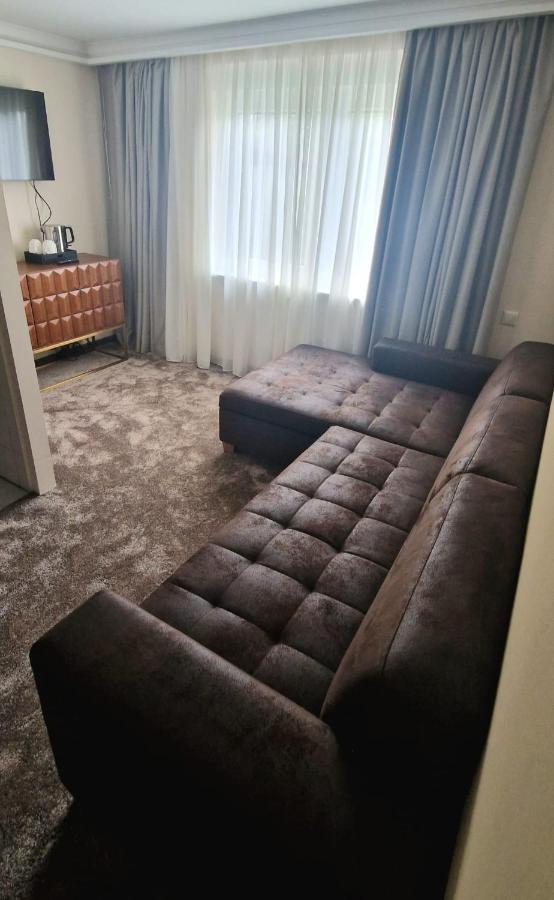 Hotel Rhin Inn Fehrbellin Extérieur photo