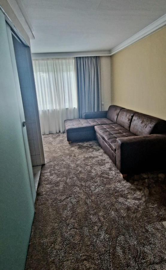 Hotel Rhin Inn Fehrbellin Extérieur photo